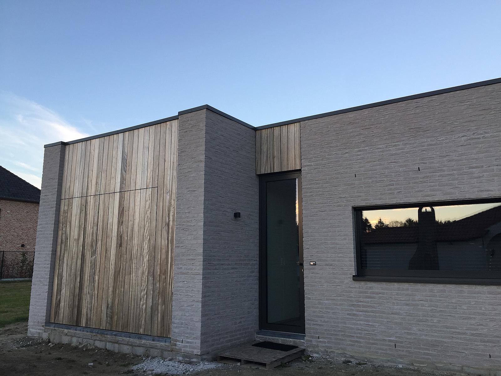 30189-voorgevel-houten-gevelplanken