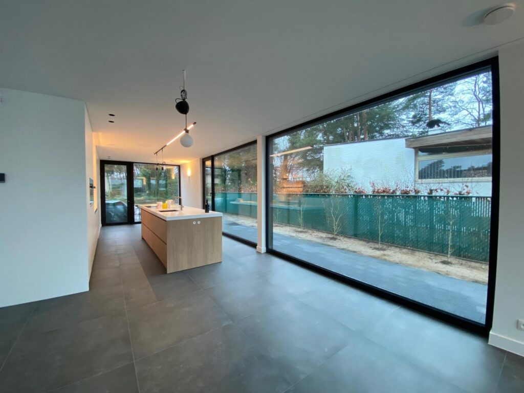 Open keuken en leefruimte &mdash; woning De Kort, Kasterlee