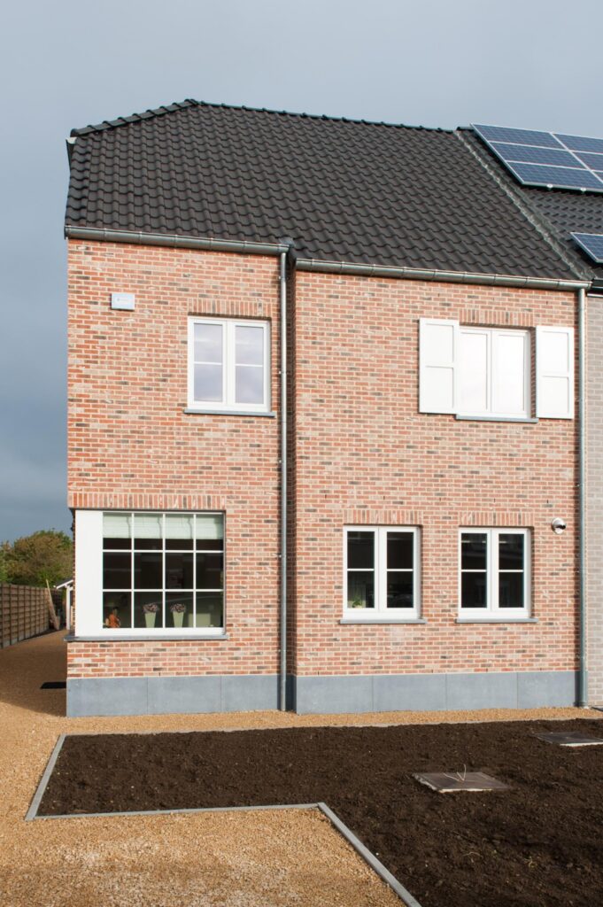 Exterieur bakstenen gevel &mdash; woning Greefmans, Vilvoorde