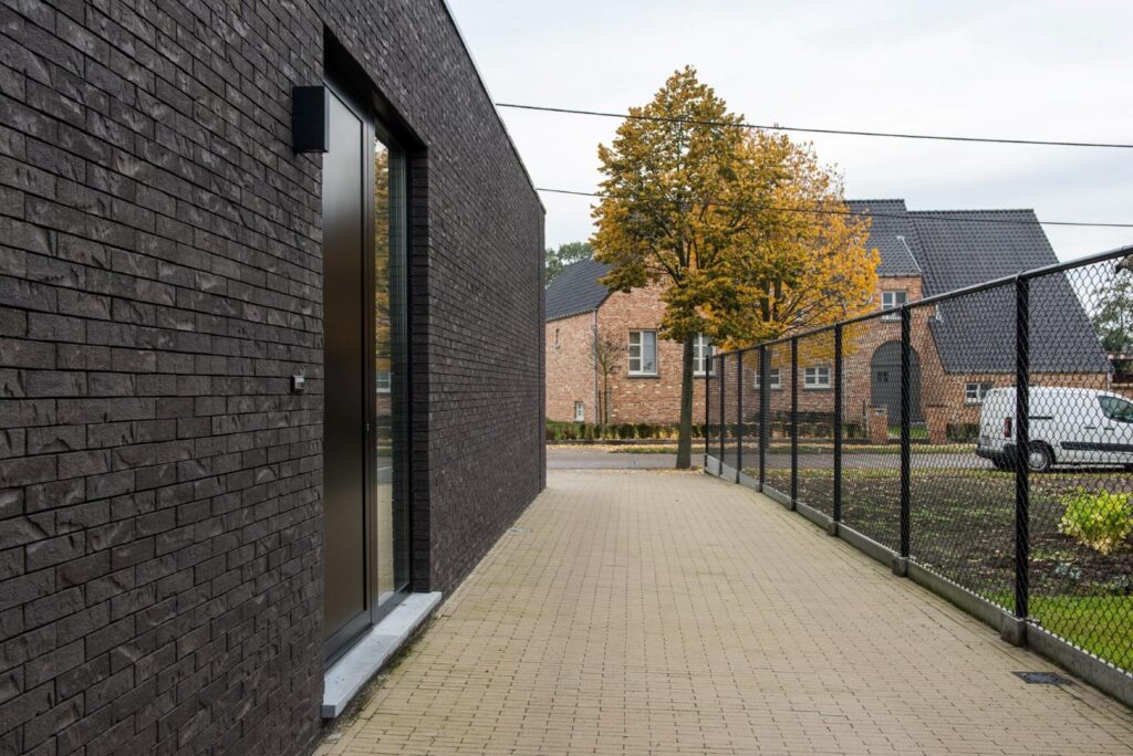 Exterieur gevelbekleding detail &mdash; woning Smolders-Bruyninckx, Retie