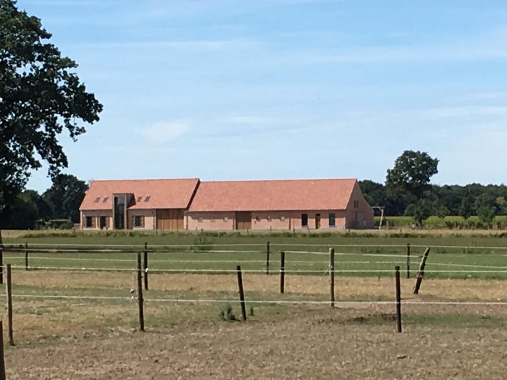 Hoevewoning vanuit de verte &mdash; woning Cornelis, Merksplas