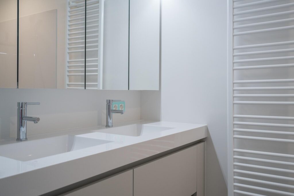 Keuken/leefruimte licht en modern &mdash; woning Maas, Essen