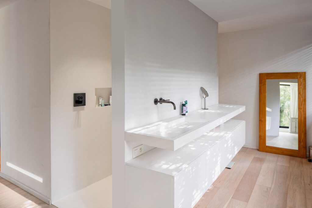 Slaapkamer wit &mdash; woning De Clercq, Brasschaat