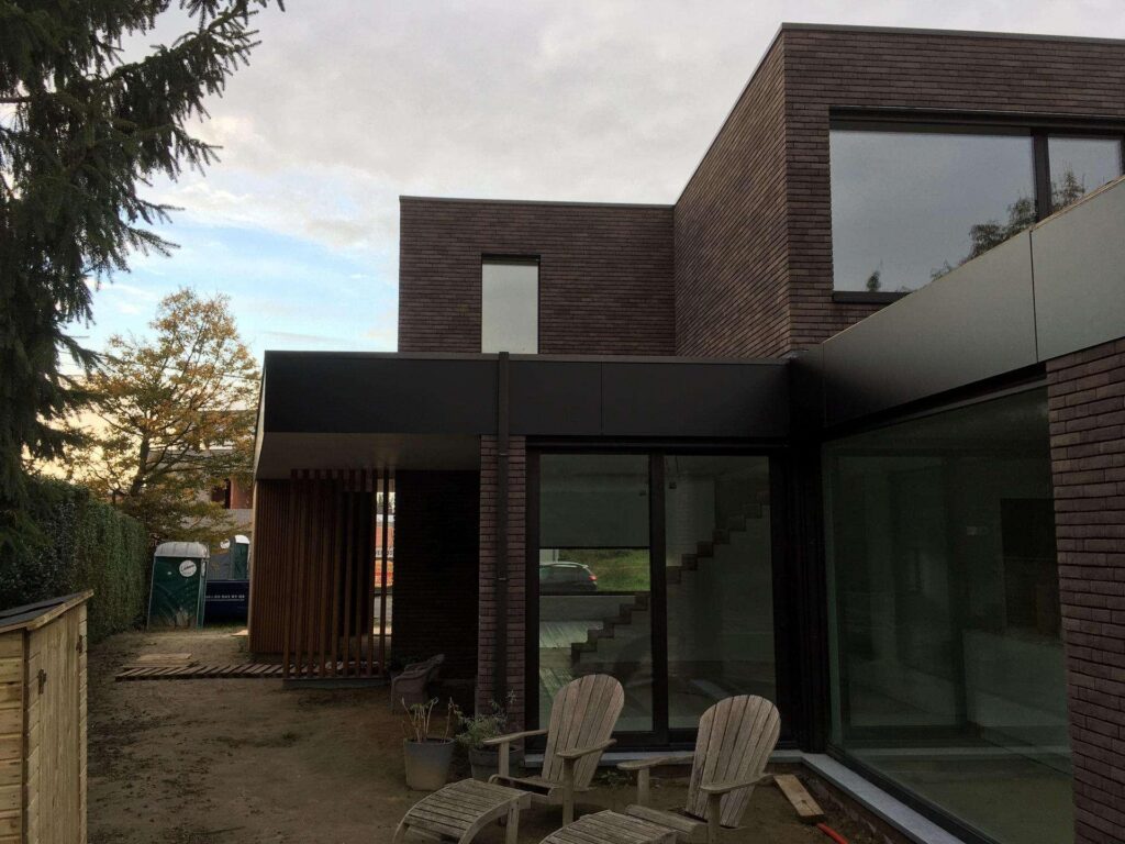 Exterieur gevel houtbekleding detail &mdash; woning Sooghen-Pien, Dendermonde