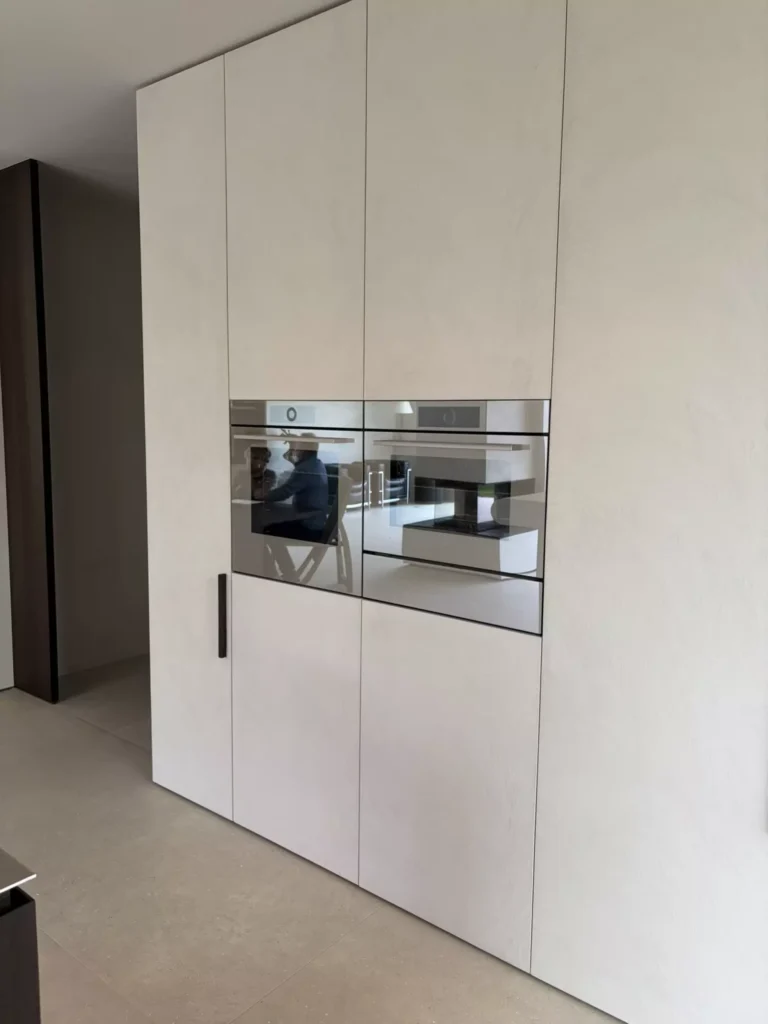 Leefruimte met tv-meubel &mdash; woning Boons, Wuustwezel