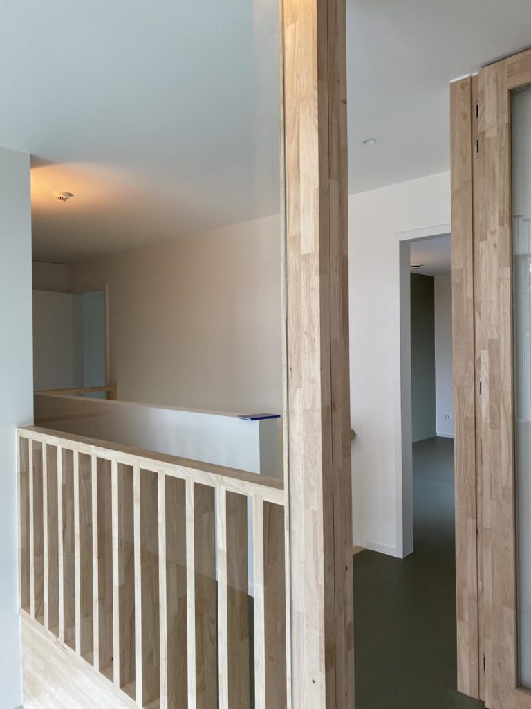 Trap balustrade detail &mdash; woning Dierckx, Mol