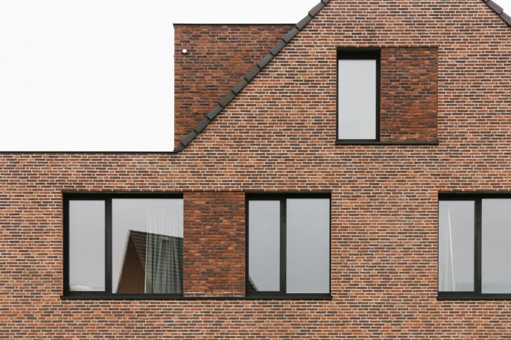 Exterieur bakstenen gevel &mdash; woning Decan-Baeten, Zwijndrecht