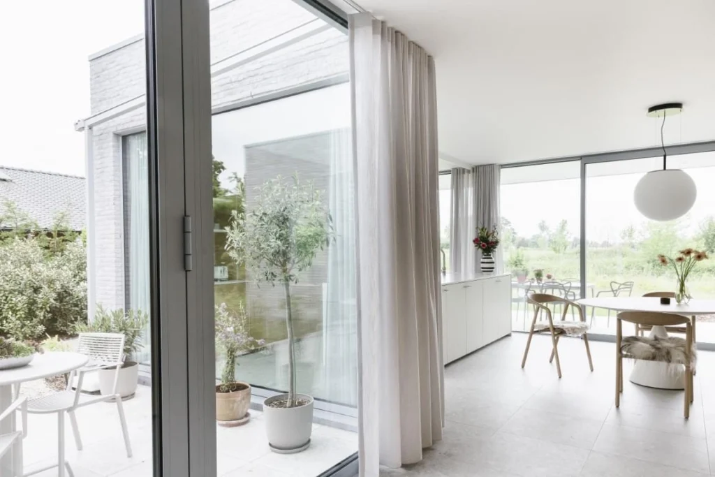 Eetkamer/leefruimte open plan &mdash; woning Lasure, Steenokkerzeel