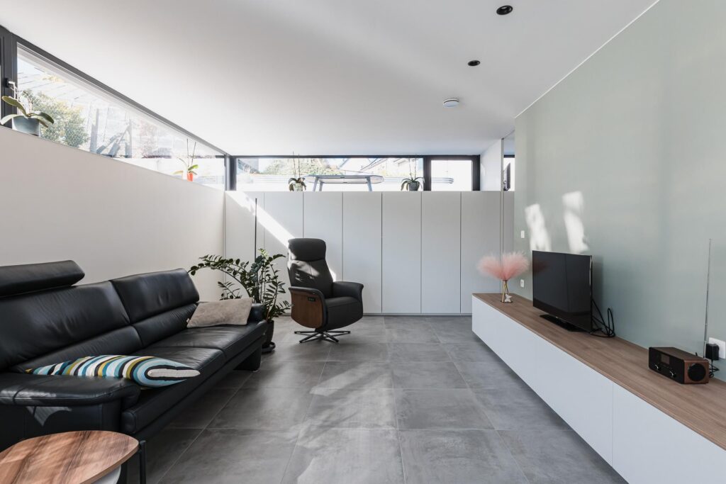 Eetkamer en leefruimte &mdash; woning Taelemans, Tervuren