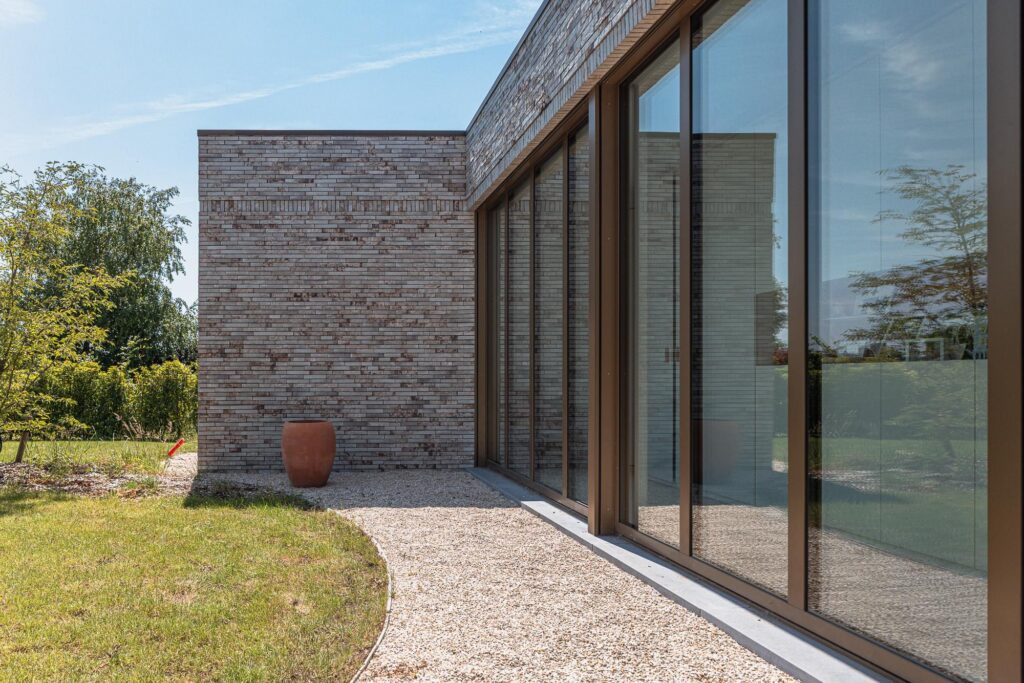Exterieur &mdash; woning Vanlobel, Oud-Turnhout