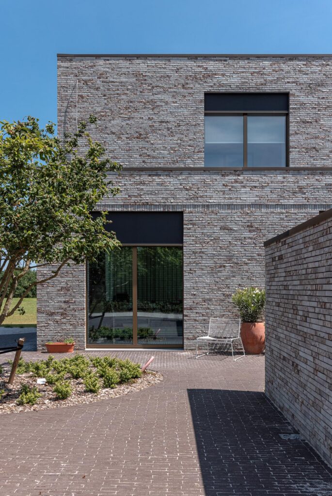 Exterieur &mdash; woning Vanlobel, Oud-Turnhout