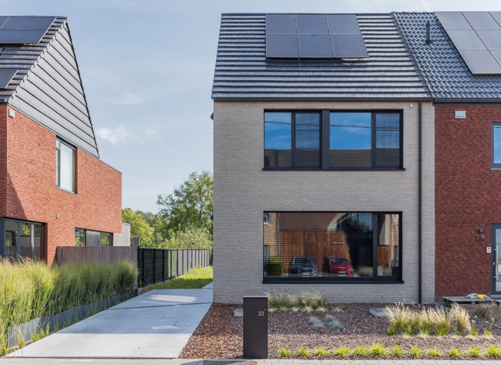 Exterieur woning zij &mdash; woning Nossent, Sint-Katelijne-Waver