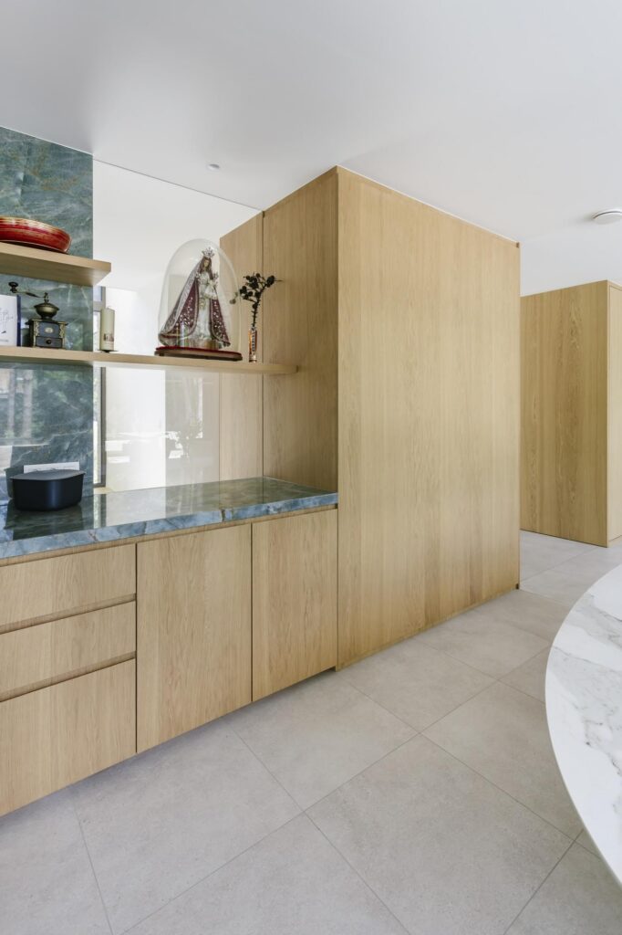Leefruimte met zithoek &mdash; woning De Preter, Vosselaar